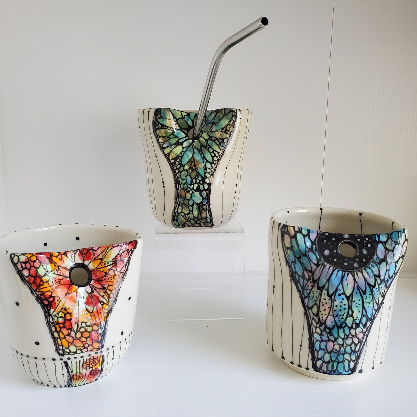 Handmade Ceramic Straw Sip Cup – Abstract Red-Orange Bubble Design with Metal Straw