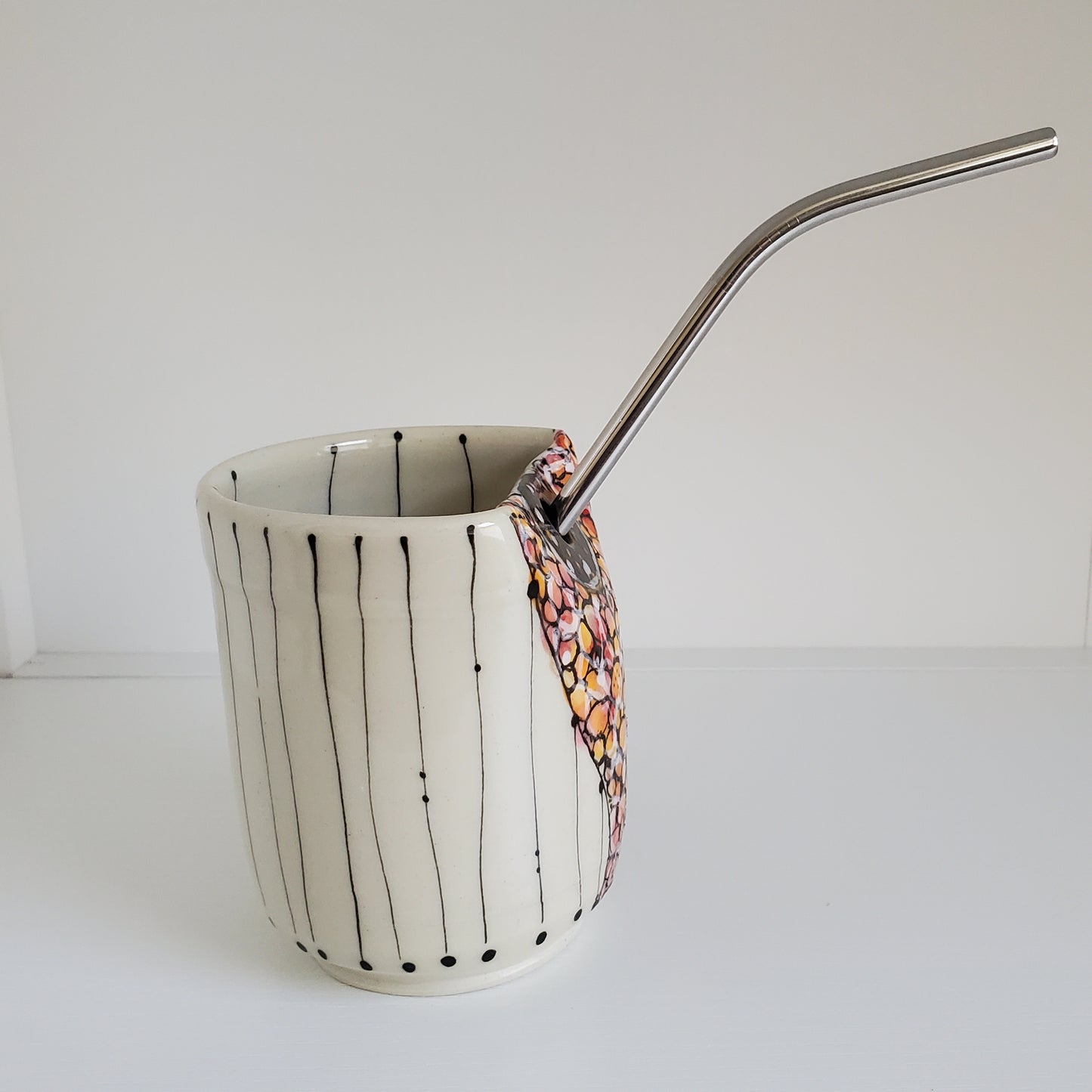 Handmade Ceramic Straw Sip Cup – Abstract Orange Bubble Design with Metal Straw