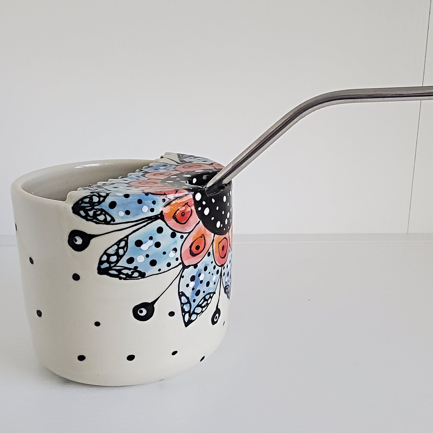 Everyday JOY - Sippy | Travel Cup | Red & Blue Flower
