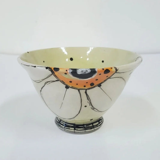 Daisy Rim Bowl - Green Growth & Renewal