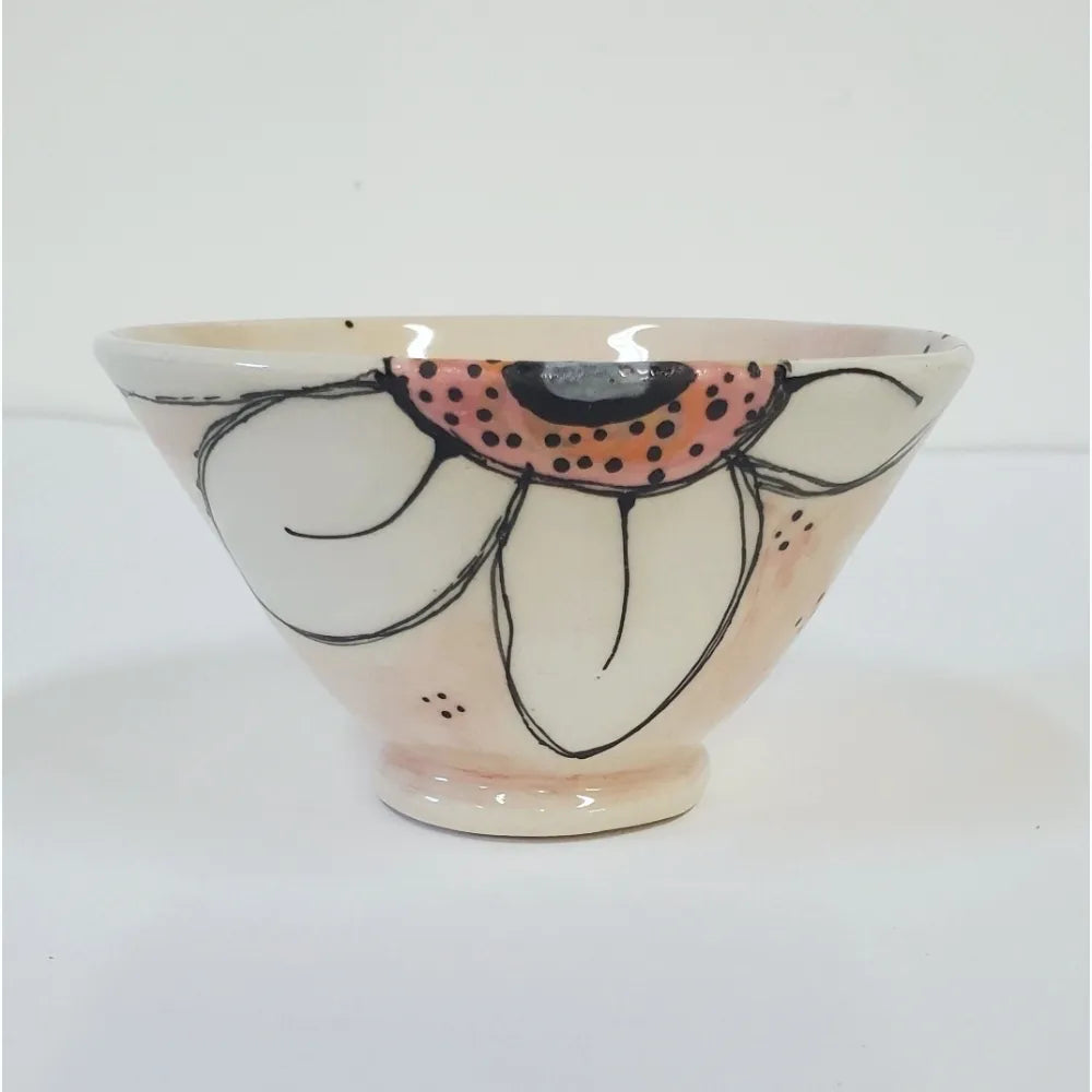 Daisy Rim Bowl - Precious Pink